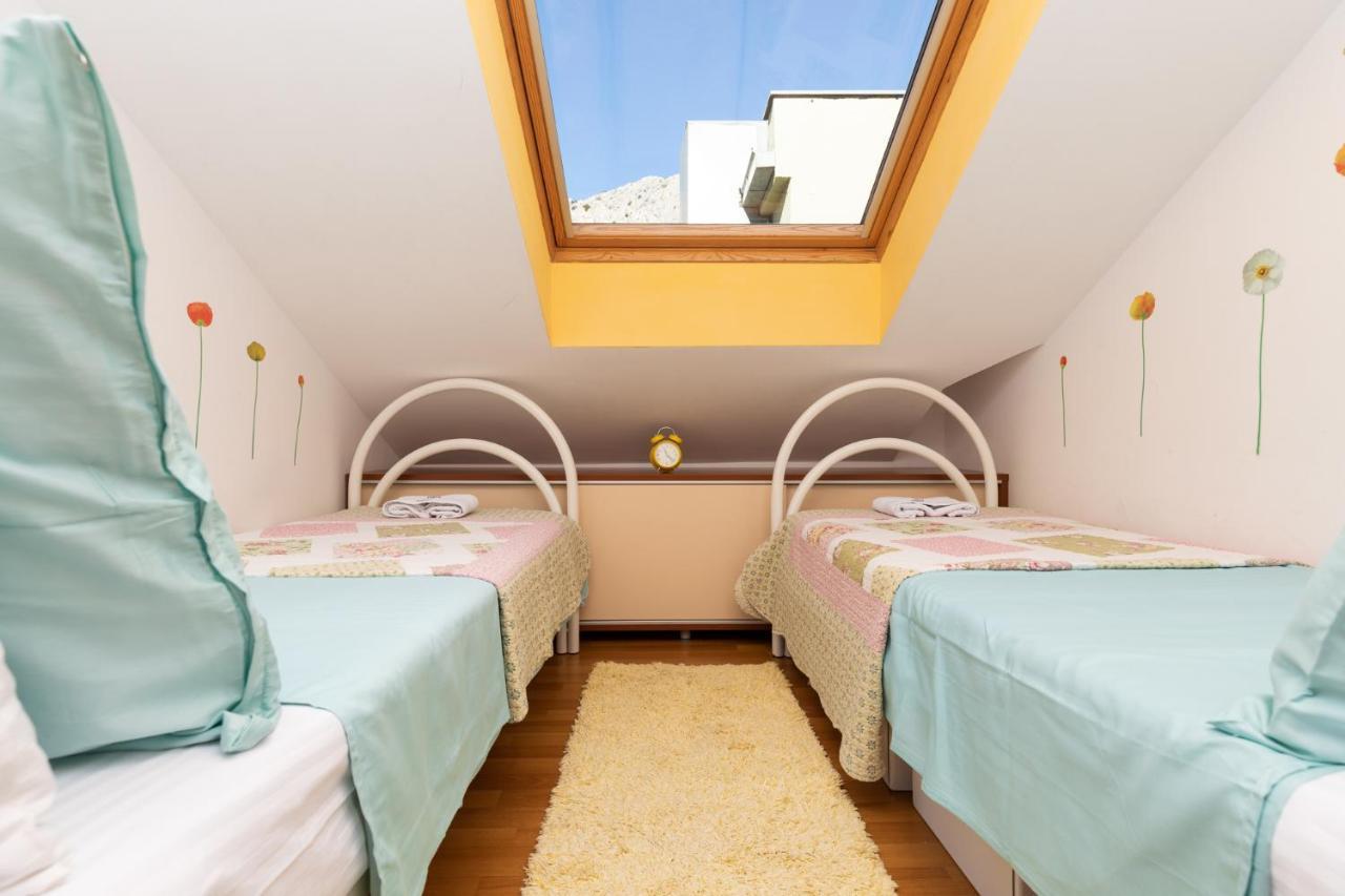 Apartman Monika Omiš Eksteriør bilde
