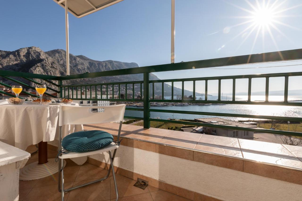 Apartman Monika Omiš Eksteriør bilde