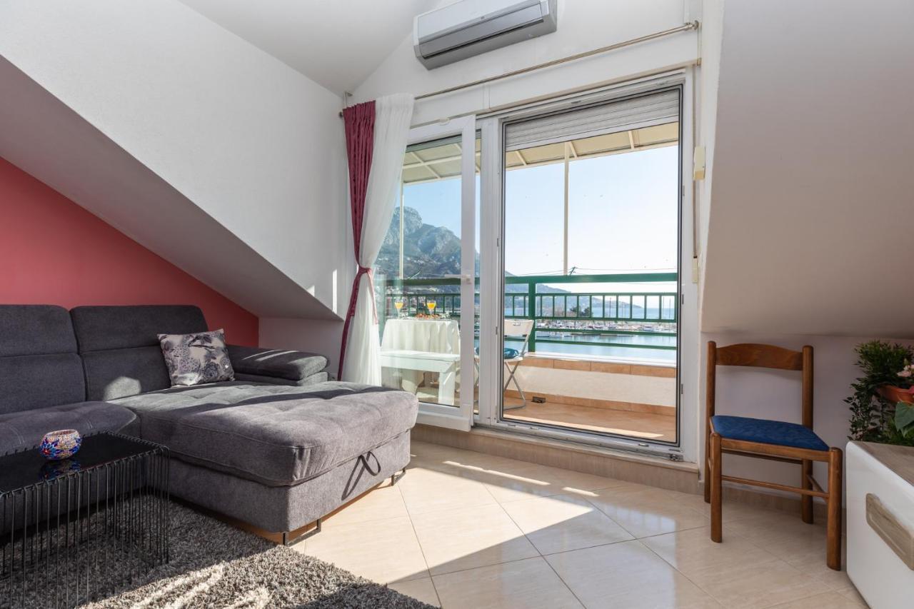 Apartman Monika Omiš Eksteriør bilde